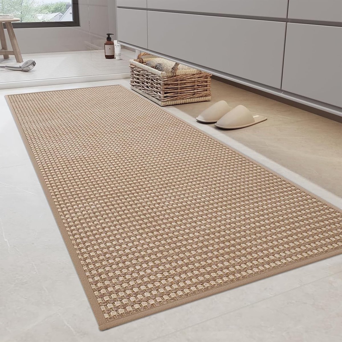 Elzusha - Chenille Badmat, Antislip, Wasbaar 70 x 120 cm, Bruin