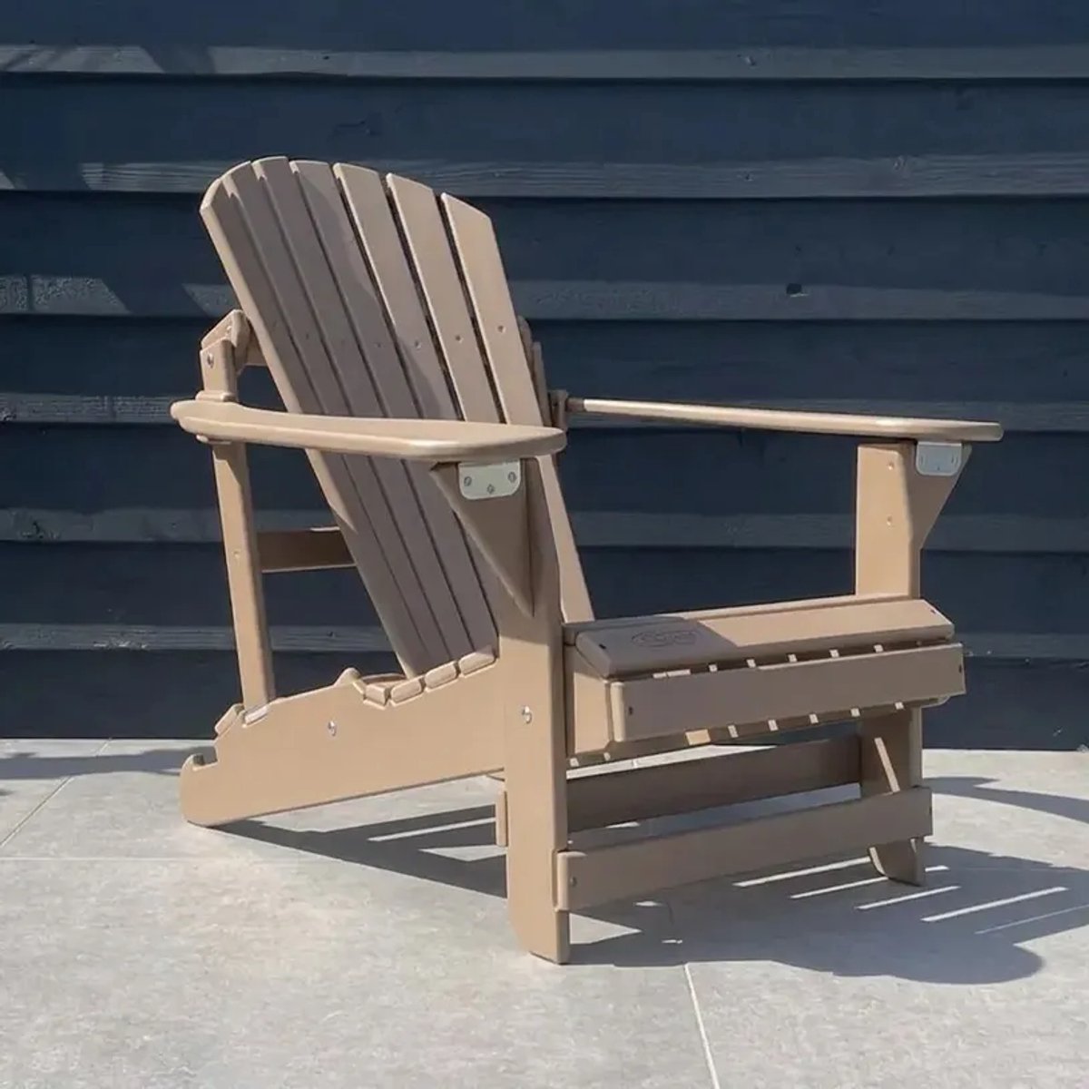 Originele Adirondack Tuinstoel Verstelbaar | Kunststof | Lichtbruin | 10 jaar garantie | Binnen 2-5 werkdagen geleverd | Canada Comfy Chair