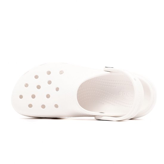 Binnenzijde van een witte Crocs platform schoen.
