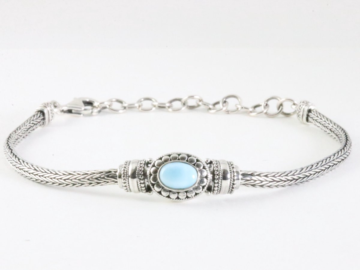 Traditionele zilveren snake armband met larimar