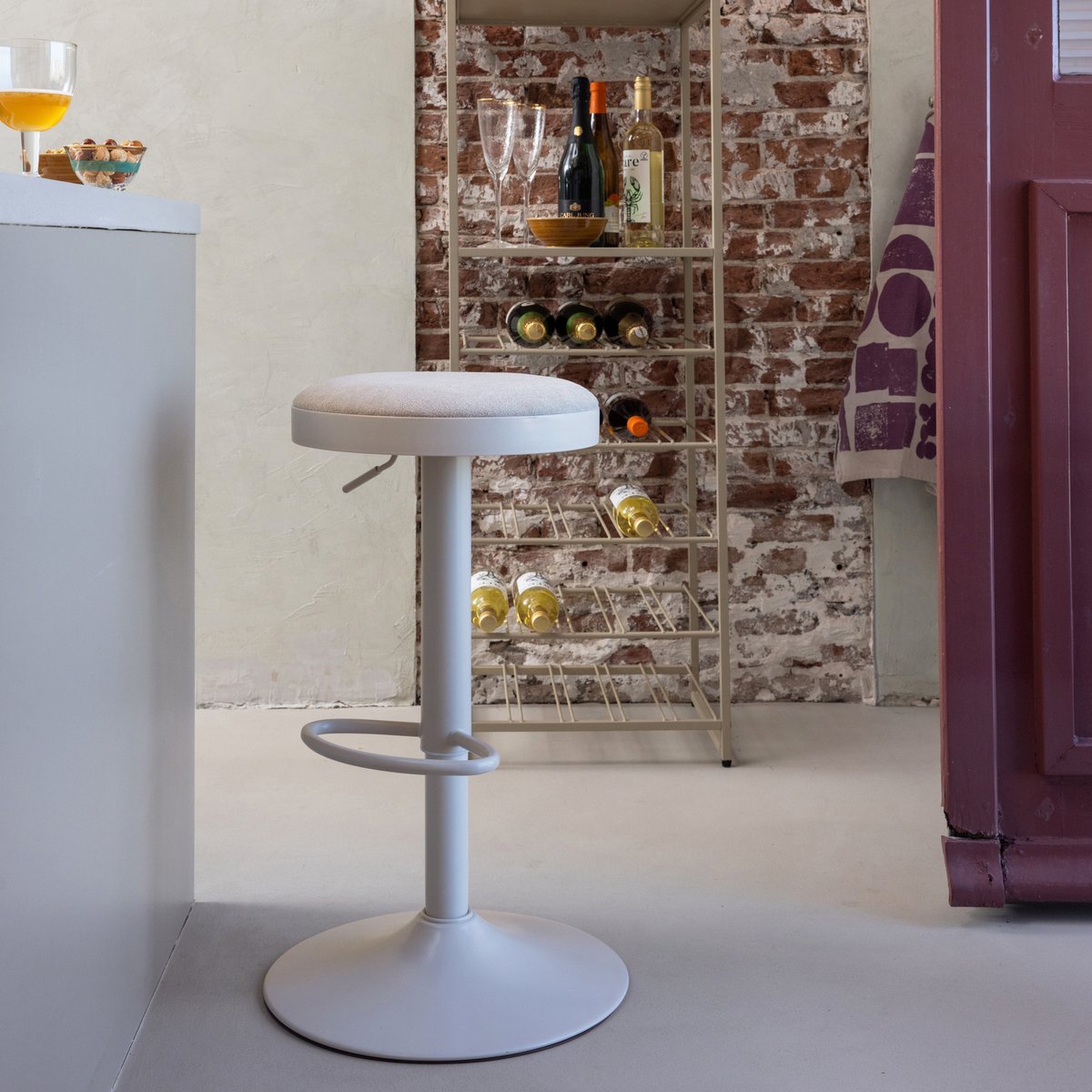 WOOOD Mevo Barstoel In Hoogte Verstelbaar - Chenille - Zand - 82x42x42