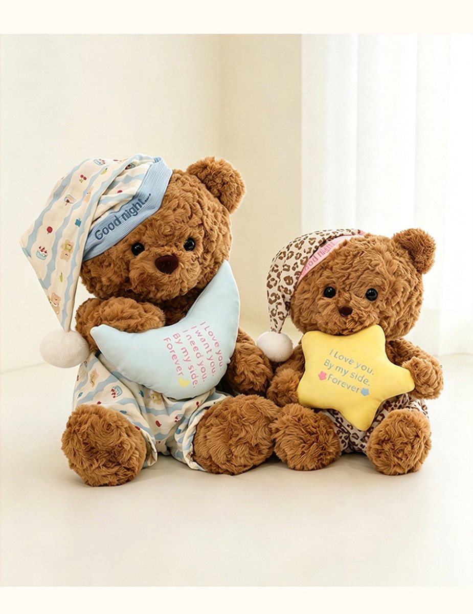 Teddybeer knuffel - Troostknuffel - Slaapknuffel - Kinder slaapmaatje voor het slapengaan - 45 cm - Inclusief maan-kussen en kleding - Cadeau voor kinderen - Geschikt voor kinderen en babykamer - Bruin