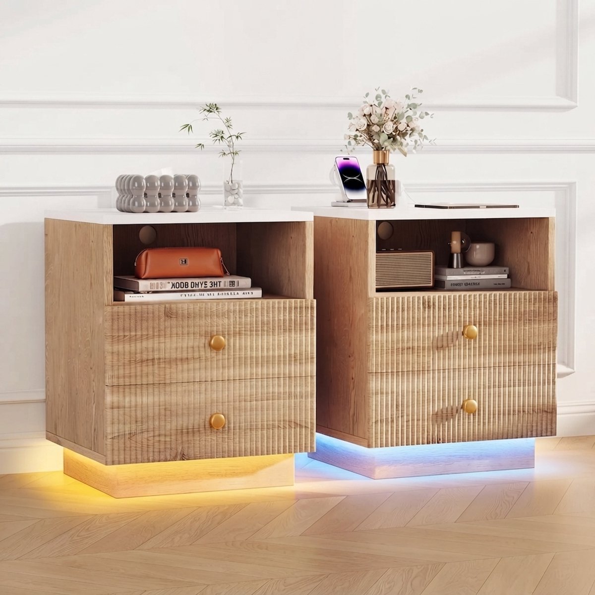 Archi Set van 2 Nachtkastjes – Kast - 44 x 38 x 55 cm – 2 Lades en Open Vak – Bijzettafels met Gouden Handgrepen – Houtlook
