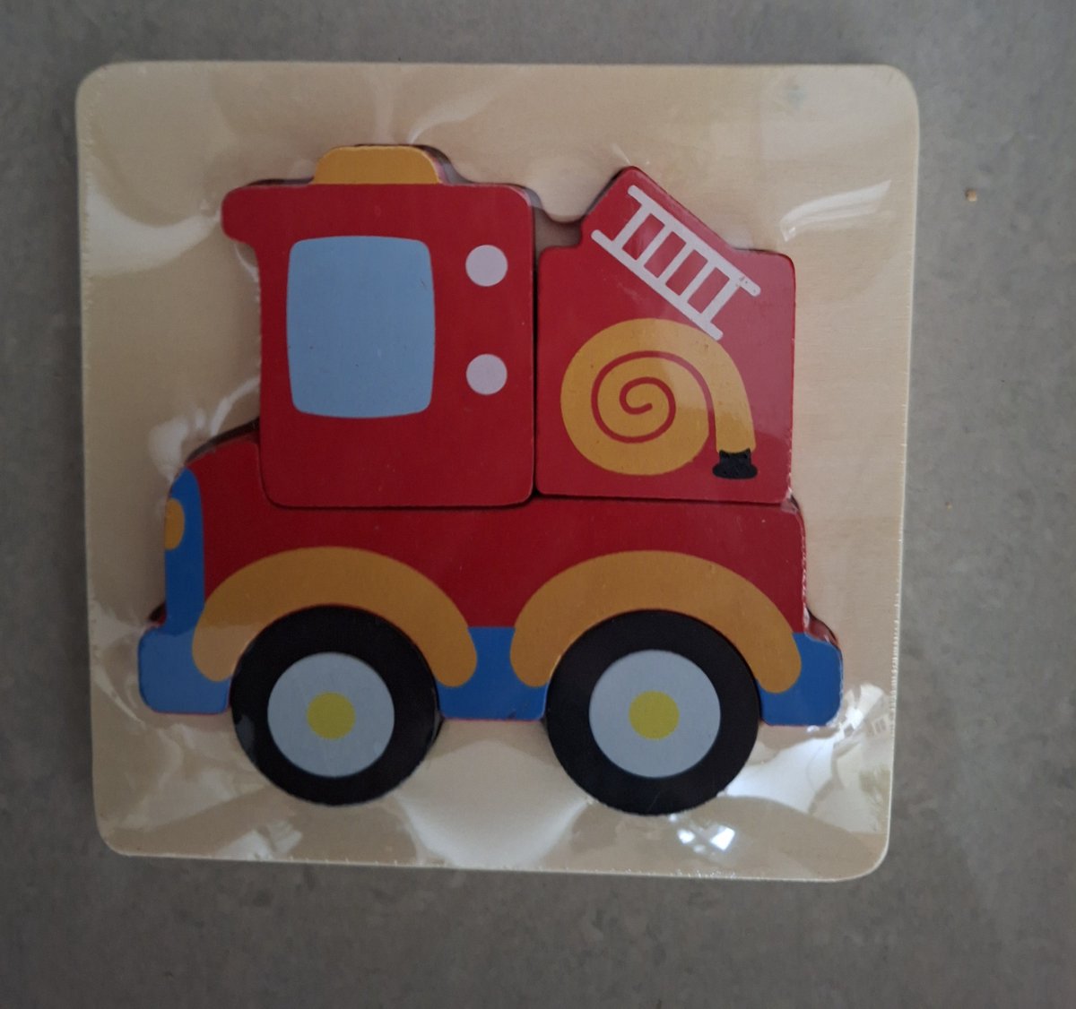 Playtive Junior Houten Legpuzzel / Inlegpuzzel- 1 tot 3 Jaar / brandweerauto