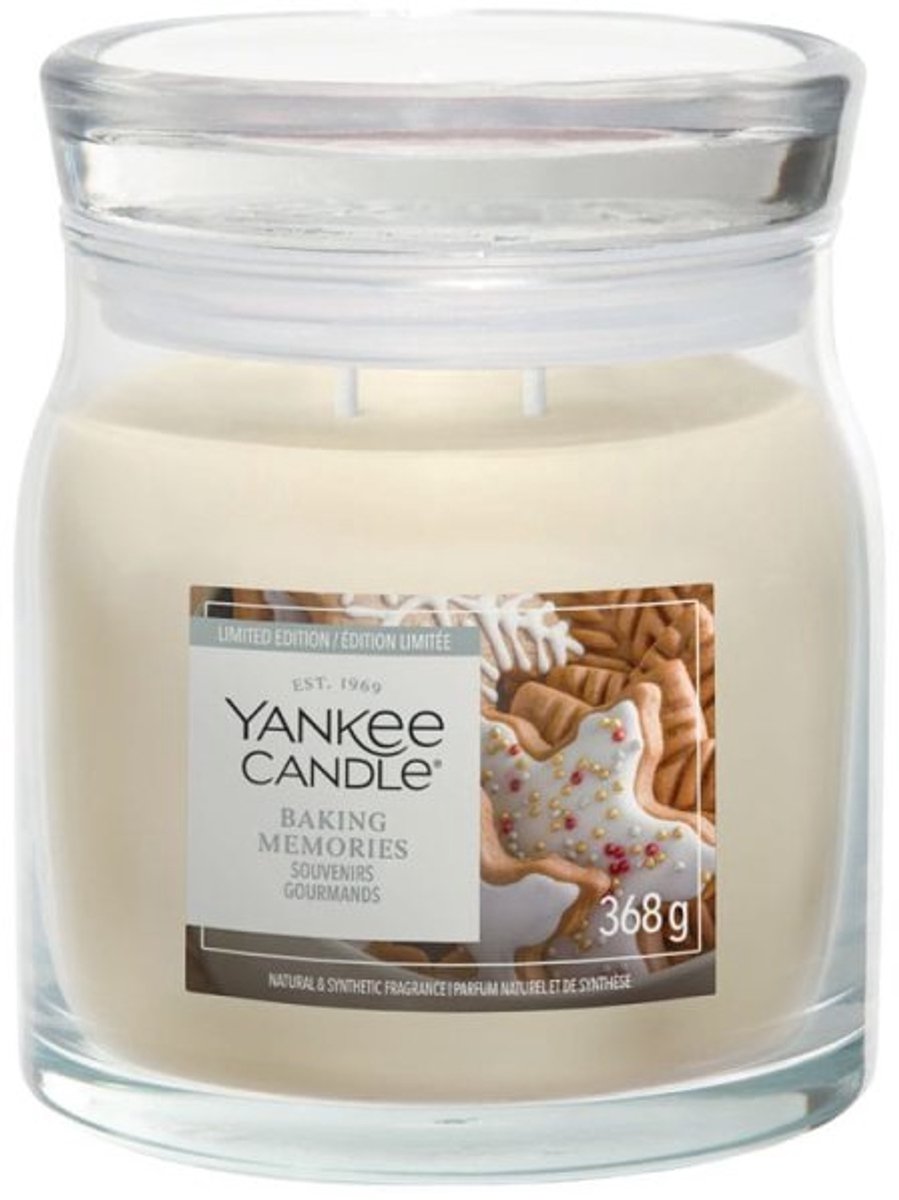 Yankee Candle Baking Memories Medium Jar - tot 50 branduren Beige