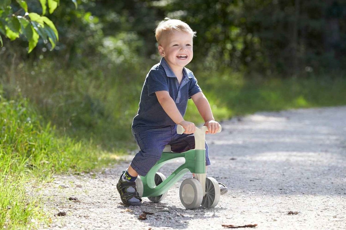 Lena loopfiets eco pastelgroen - duurzaam speelgoed voor kinderen. — afbeelding 2