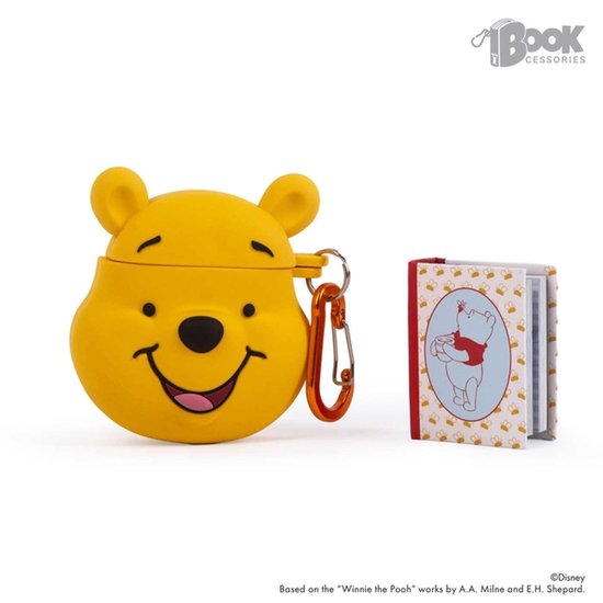 Winnie de Poeh AirPods hoesje in de vorm van zijn gezicht, met een karabijnhaak en een mini boekje met Poeh.