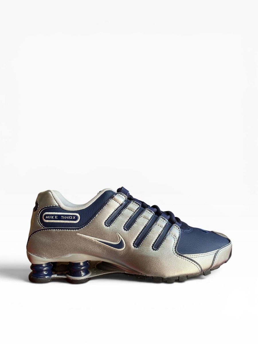 Nike Shox NZ Sneakers Mannen Grijs
