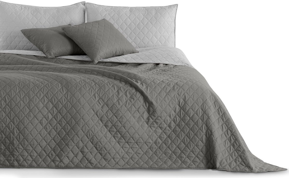 Dailygoods- Beddensprei Tweezijdig - Onderhoudsvriendelijk - Polyester - Gewatteerd - Duurzaam - Strijkvrij - Dekbedovertrek