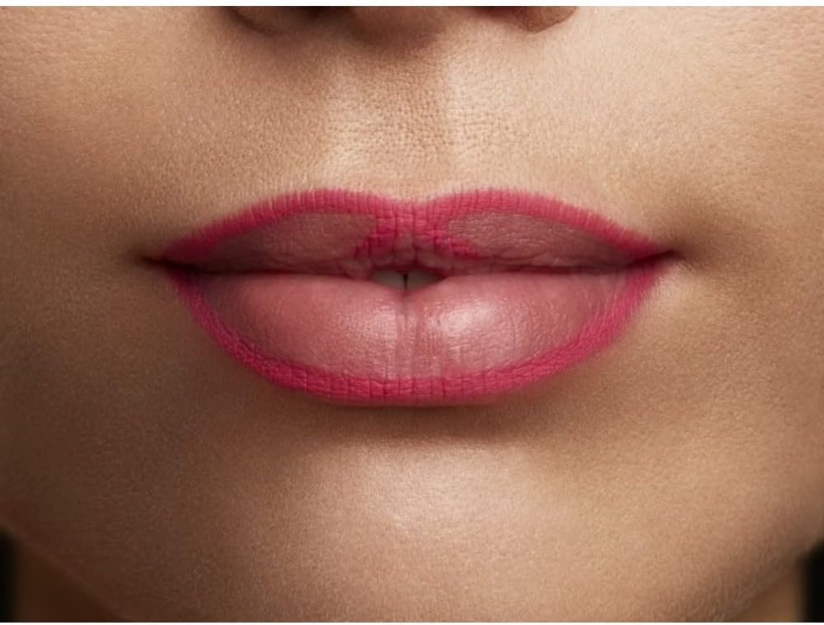 Lippenliner - Lippotlood - Definiëren van lippen - Romige formule - 13.6 cm - Paars
