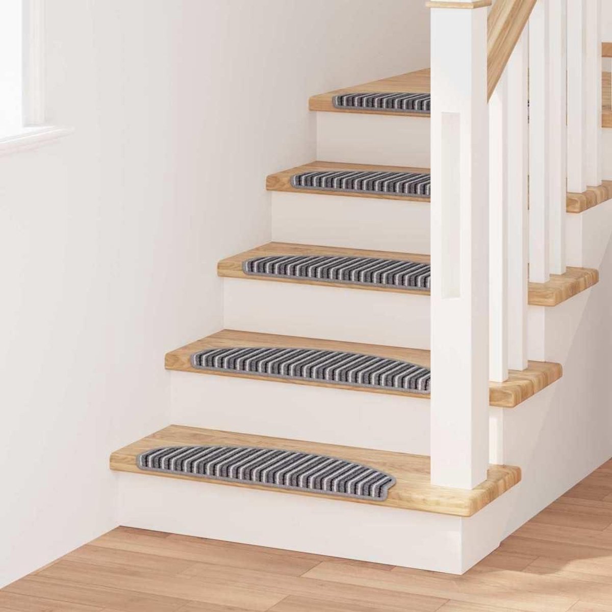 Traptredenmatten - Stapmatten Vloerbedekking - Veilig Lopen - Zelfklevend Geluiddempend - 65 x 21 cm - Grijs