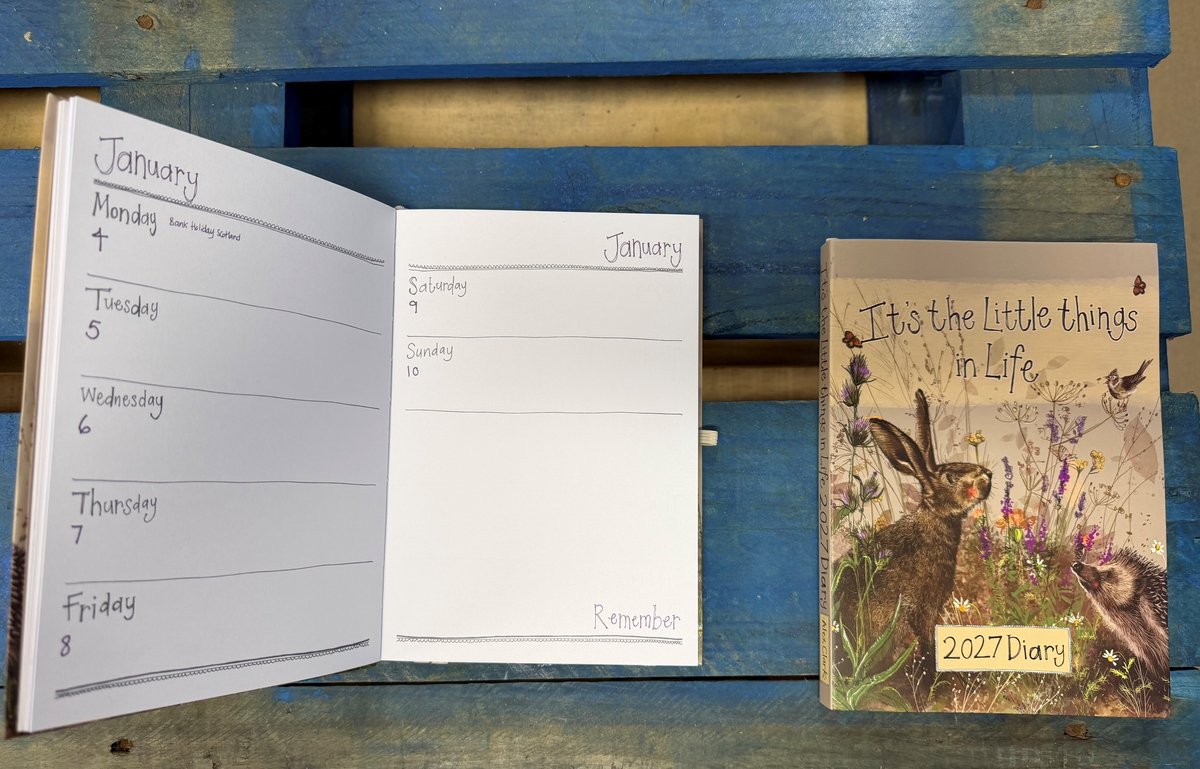 Alex Clark Diary 2027 Desk Little Things ~ Dieren en Bloemen Agenda 2027