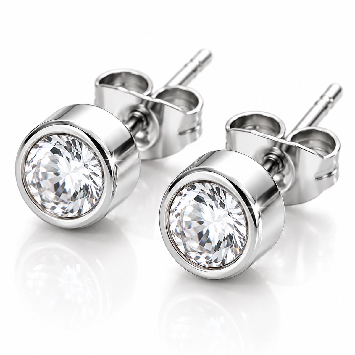 Maevi® Geboortesteen Oorbellen - Maand: April - Kleur: Zilver - Hoge Kwaliteit - Oorknopjes / Oorbel - Geboorte Steen / Birth Stone Earrings - Roestvrijstaal / RVS / Stainless Steel - Verkleurt Niet - Incl. Luxe Verpakking