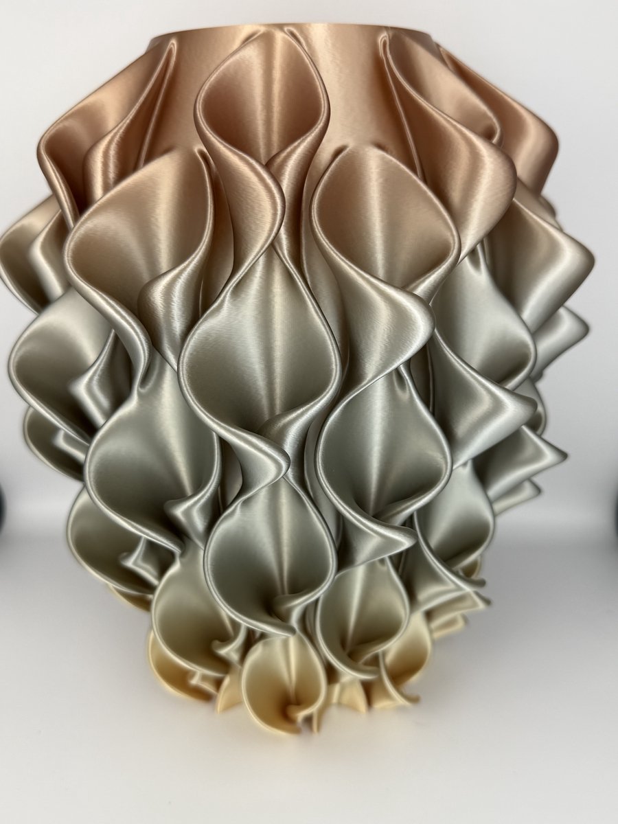 Vaas - Lelie - Brons/Zilver/Goud - LIMITED EDITION - Lelievaas
