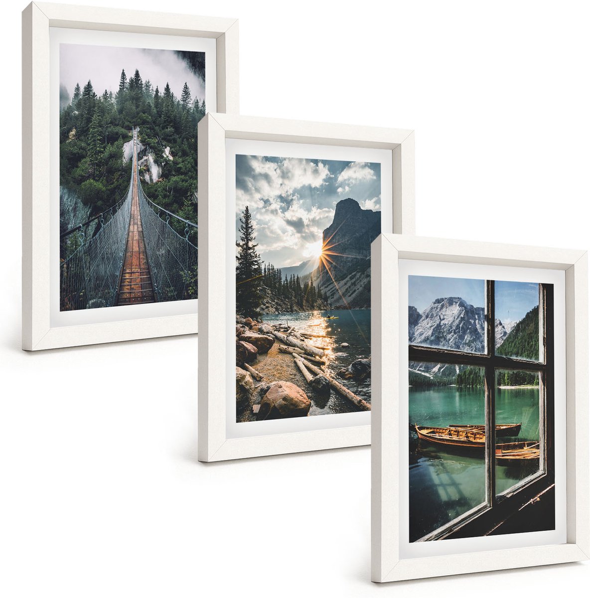 Wallfluent 3-Delige Schilderij Set - Brug In Het Bos, Meer Met Boten, Uitzicht Op De Bergen - 20 x 30 - Wanddecoratie - Schilderijen Set - Kantoor