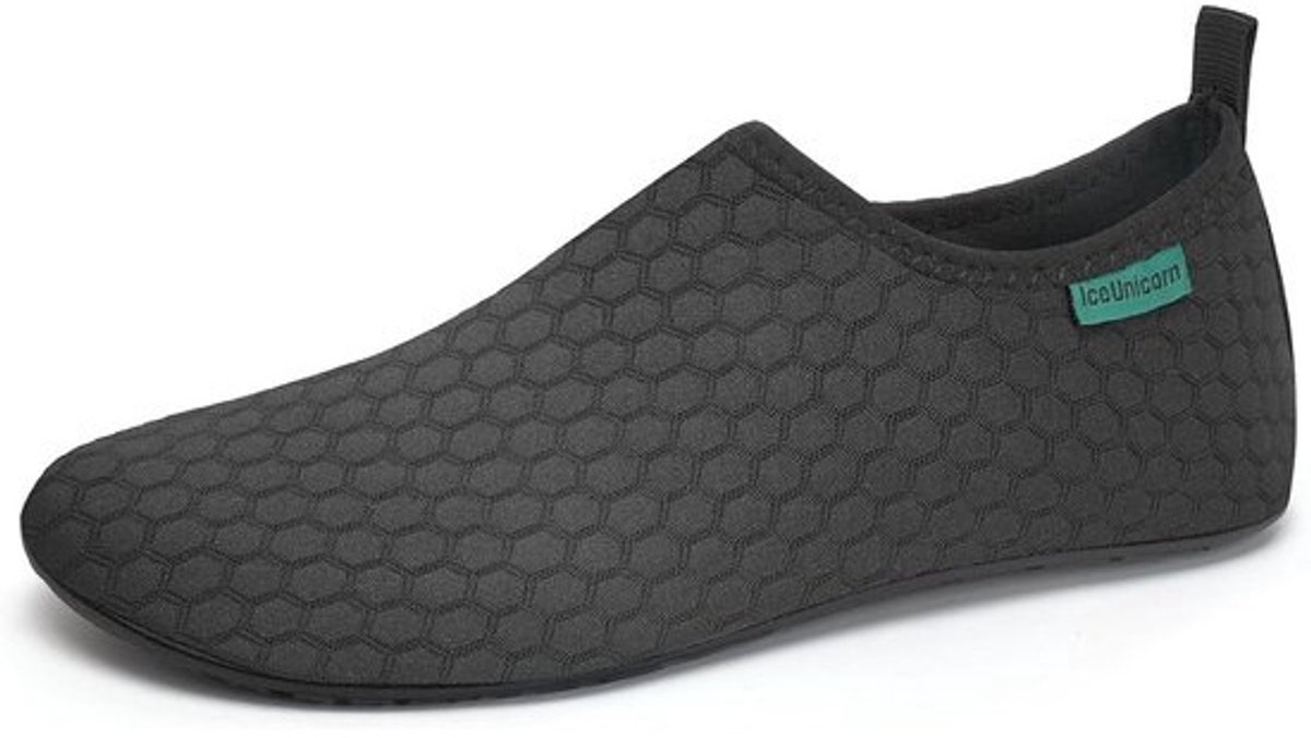 Lichte waterschoenen en strandslippers voor dames en heren