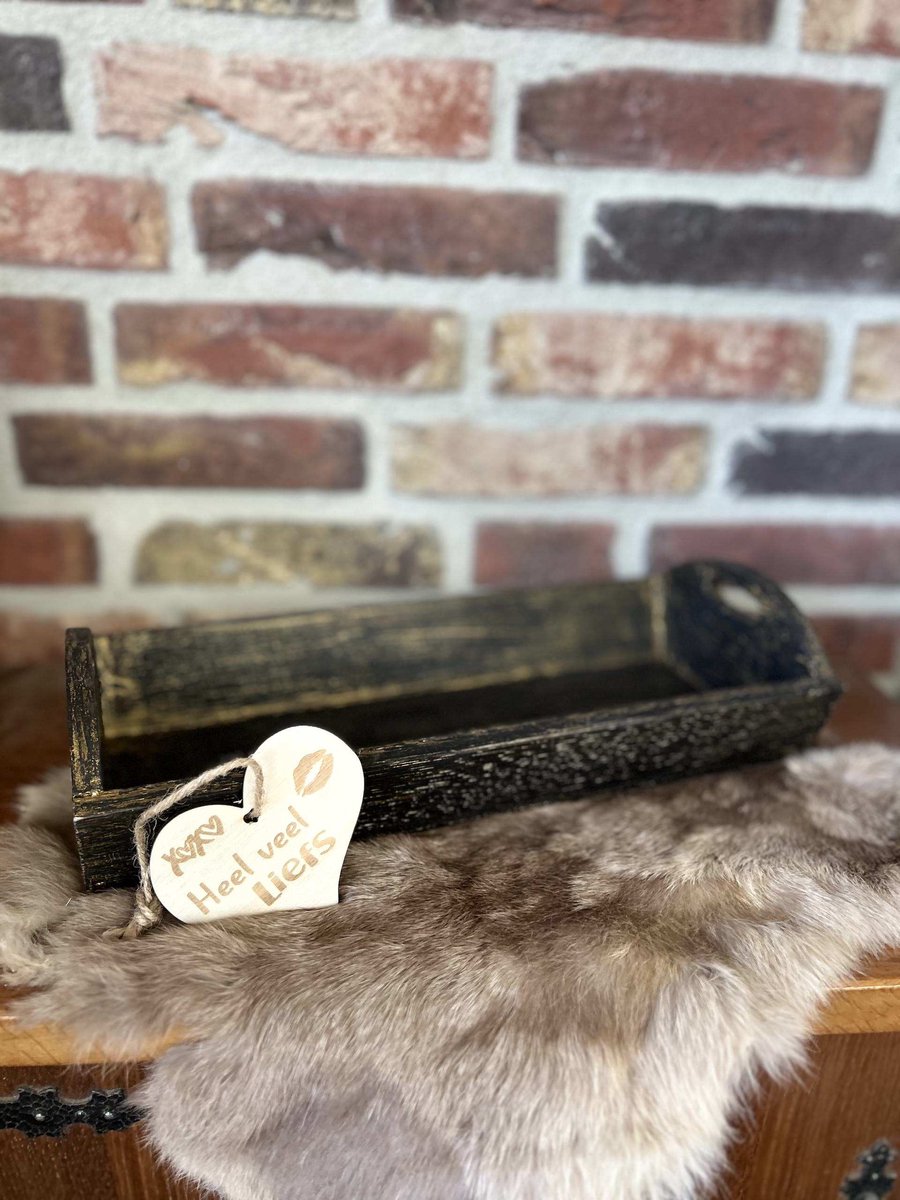 Creaties van hier – dienblad - 16x35cm - Black / Gold - met houten hartje