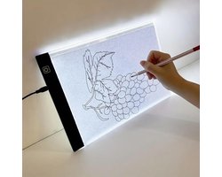 Diamond Painting Light Pad A5 - Lightpad A5 - Dimbaar - 3 standen - Tekenbord - Lichtbord - Lichtplaat - Diamond Paintings - Led Lichtbord - A5 Led Lichtbak voor Tekenen - Diamond Painting voor volwassen - Lightpad - USB-aangedreven - 24*15cm
