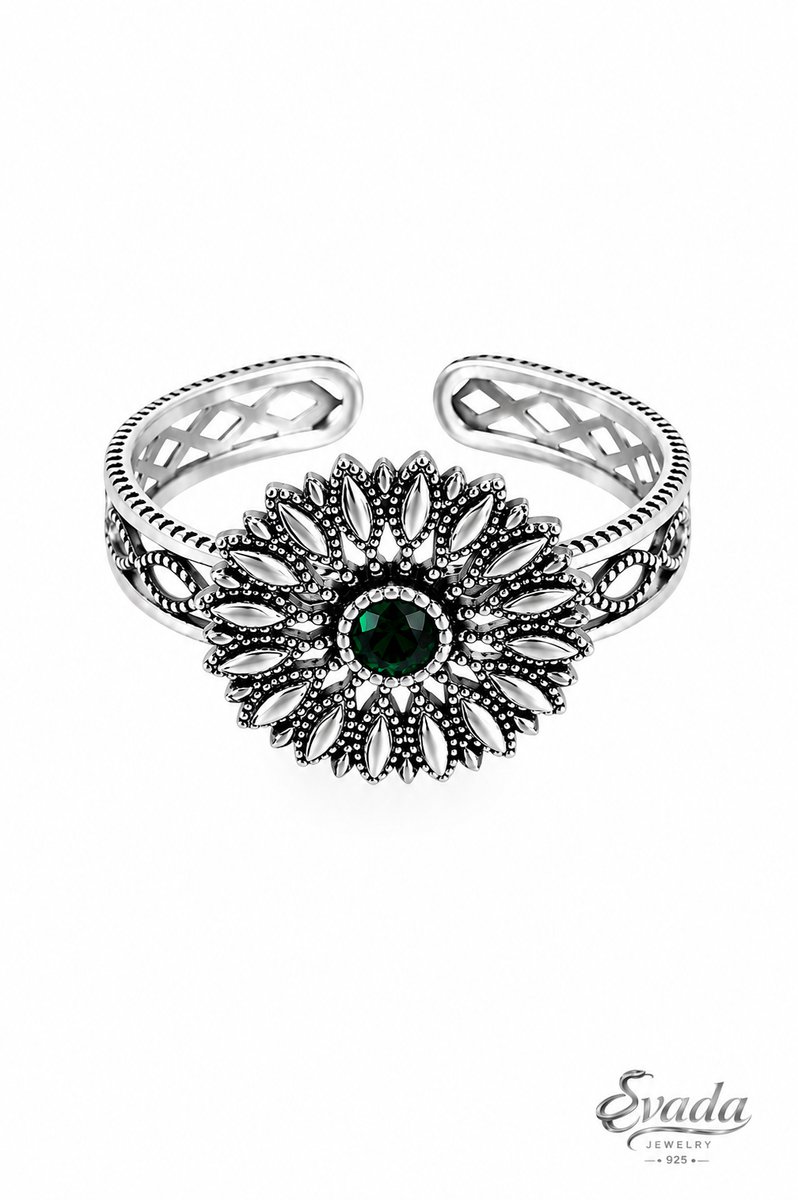 925 Sterling Zilver Ring met Groene Steen – Bloem Design – Vintage Statement Ring – Green Stone Flower Ring – Bague Fleur Verte – Eavada Jewelry