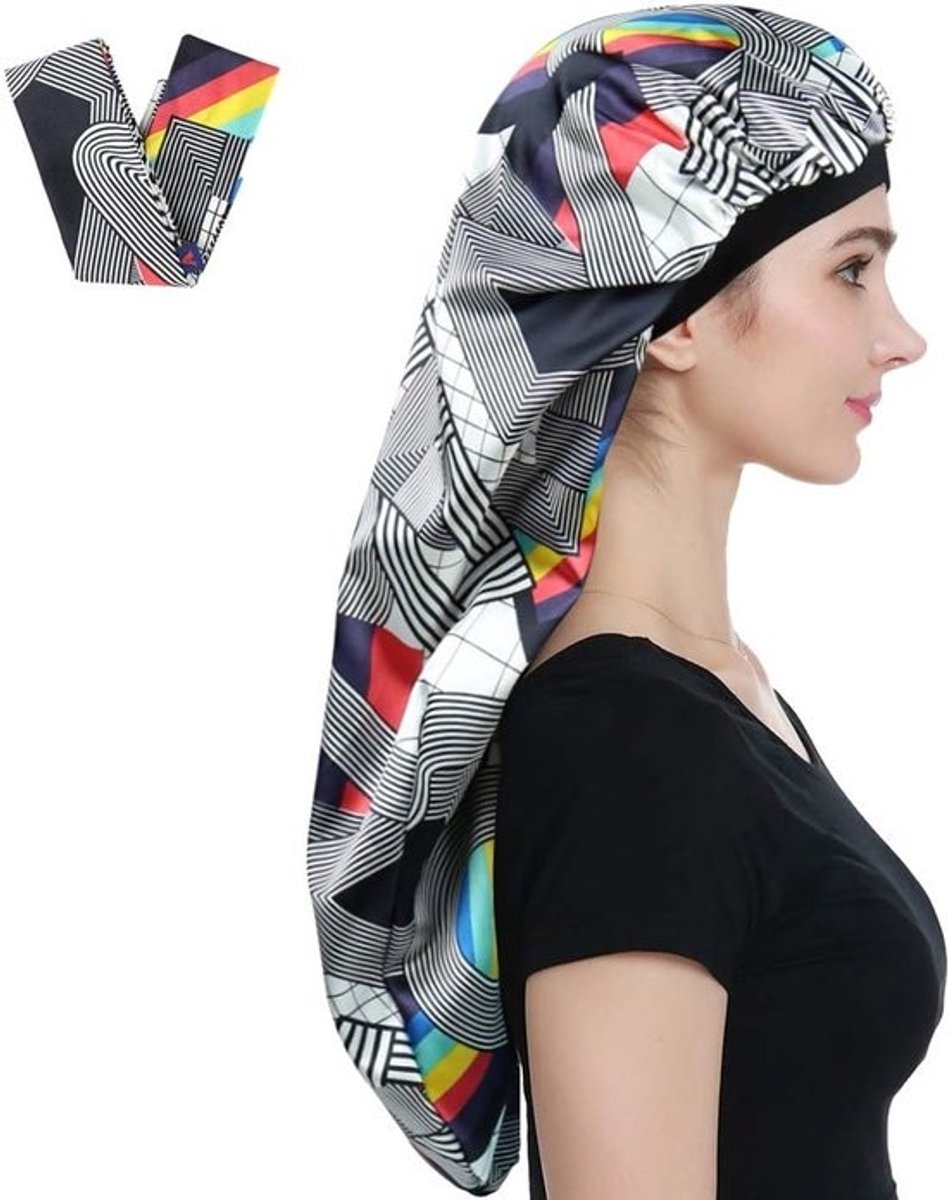 Lange Satijnen Bonnet met Bloemen voor een Comfortabele Nacht