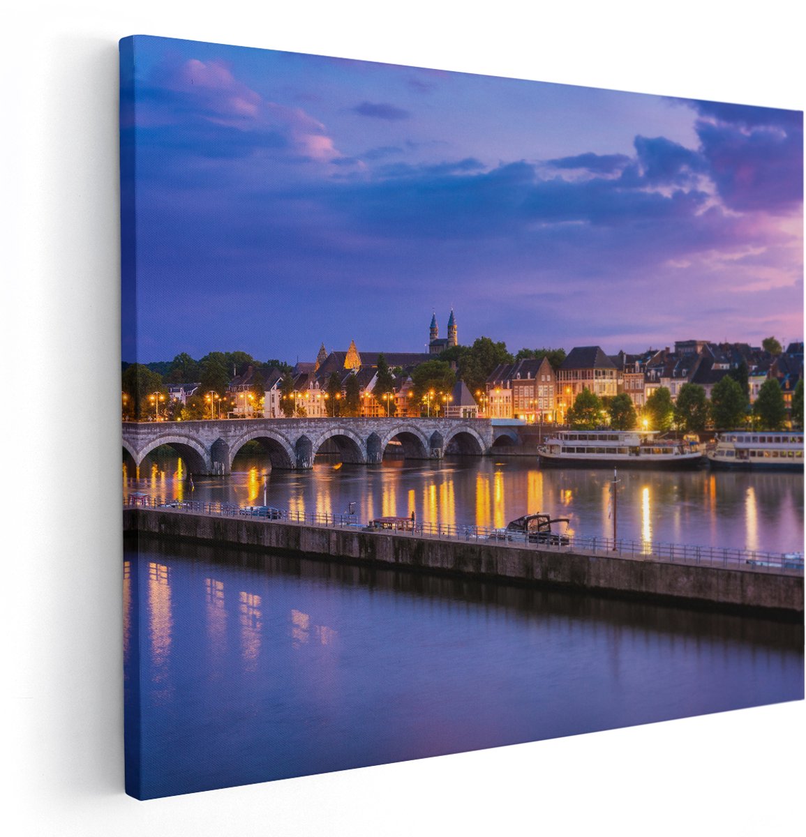Artaza Canvas Schilderij Maastricht Maas Rivier bij de Sint Servaasbrug - 150x120 cm - Groot - Wanddecoratie Woonkamer - Schilderijen - Muurdecoratie