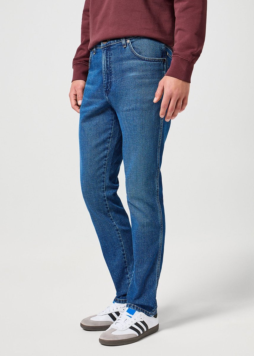 Wrangler - RIVER SUNDOWN BLUE - W40 X L32