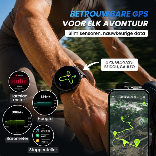 Man fietst en draagt smartwatch met GPS-kaart. Toont hartslagmeter, hoogte en barometer.
