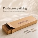 Bruine houten kapstok verpakt in een kartonnen doos met de tekst 'Kommo'.