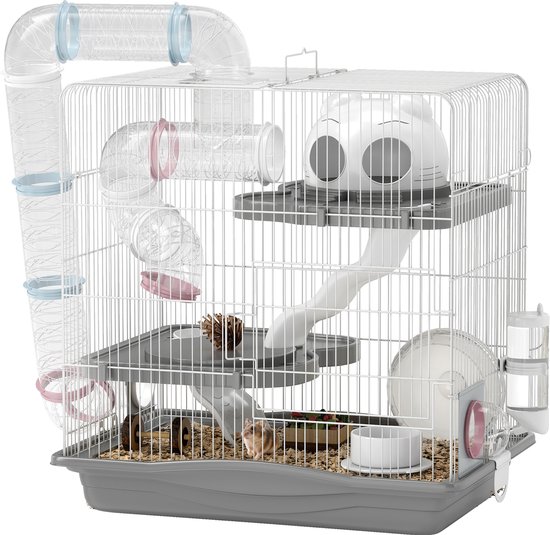 Witte hamsterkooi met grijze bodem, met loopwiel, buizen, verdiepingen en hamsters.