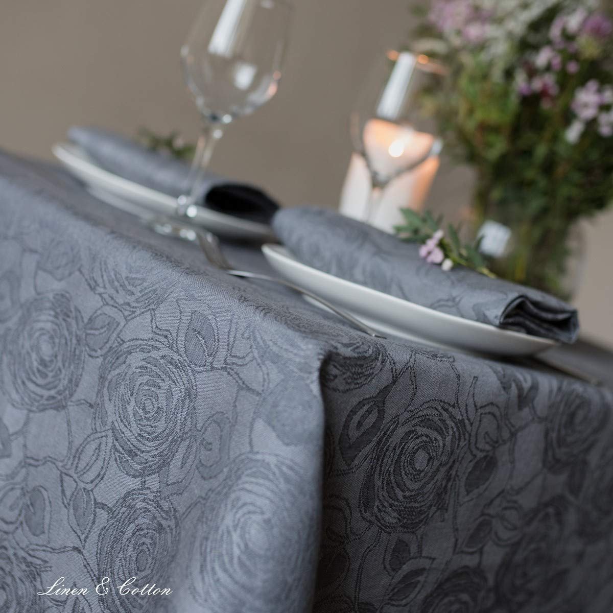Omgoods - Luxe Jacquard Tafelkleed Roseus - 100% Linnen, 147 x 220 cm