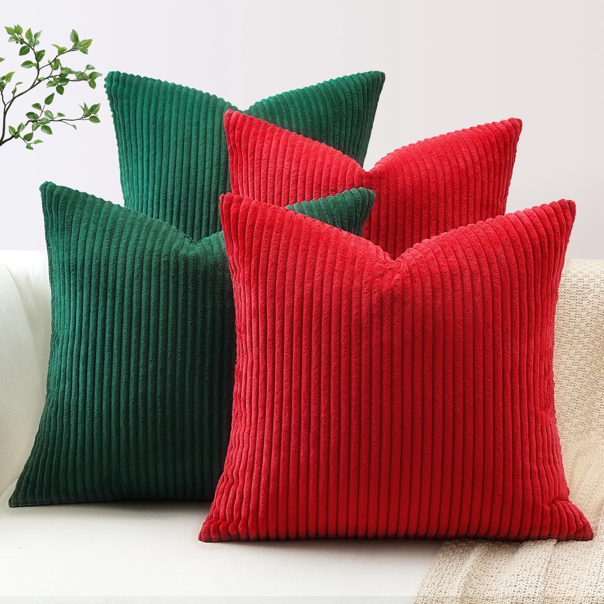 Omgoods - Set van 4 Corduroy Kussenhoezen 50x50cm in Rood/Groen