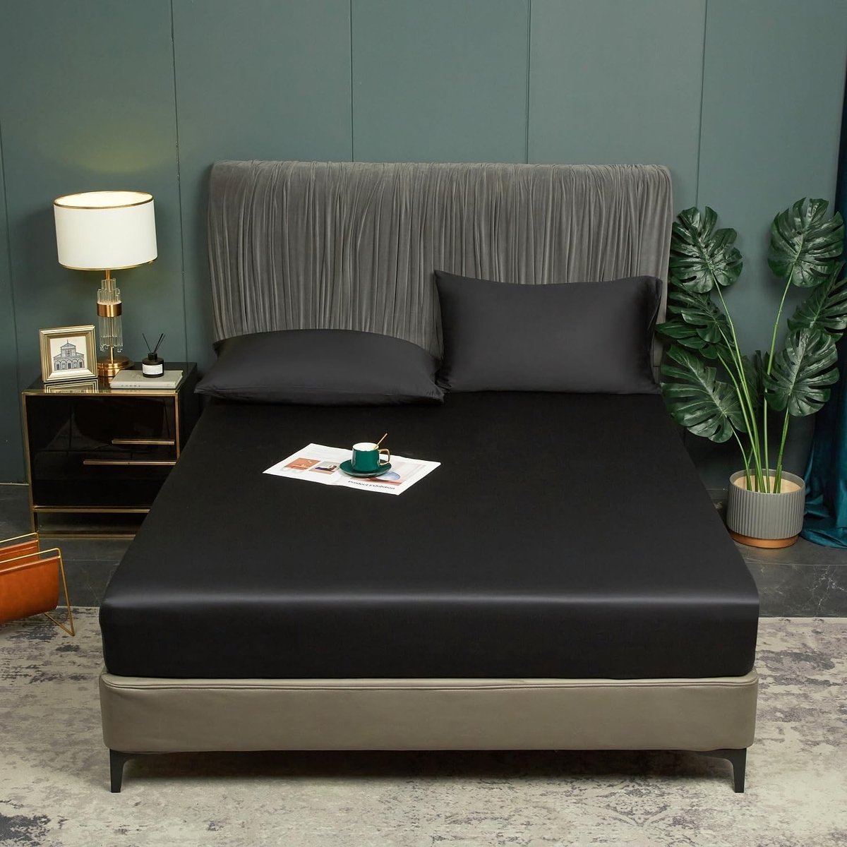 Omgoods - Bamboo Fitted Sheet 200x200cm, Zwart Antibacterieel, Koelend, 50% Bamboe en Microfiber