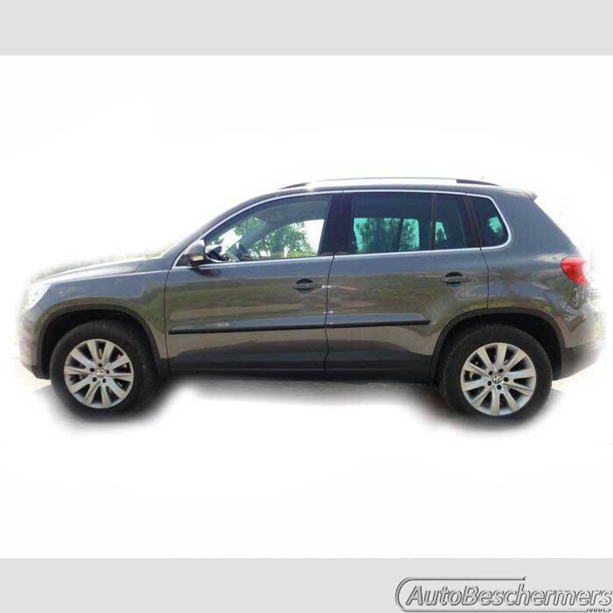 Stootlijsten set zwart voor VW Tiguan 11.2007-04.2016. De stootstrips zijn zelfklevend. Set a 4 stuks (#0011)