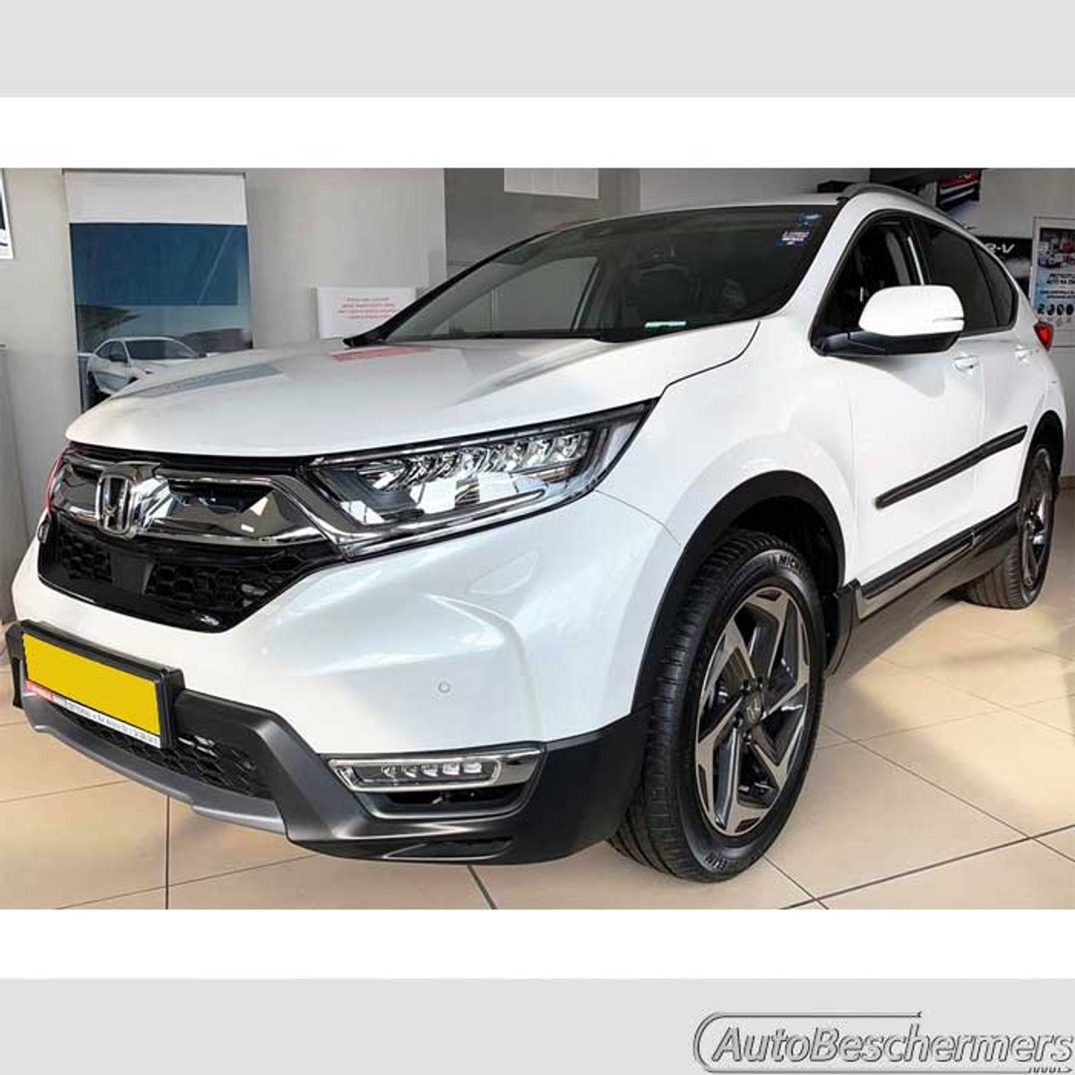 Stootlijsten set zwart + chroomlijstje voor Honda CRV 10.2018-. De stootstrips zijn zelfklevend. Set a 4 stuks (#0023)