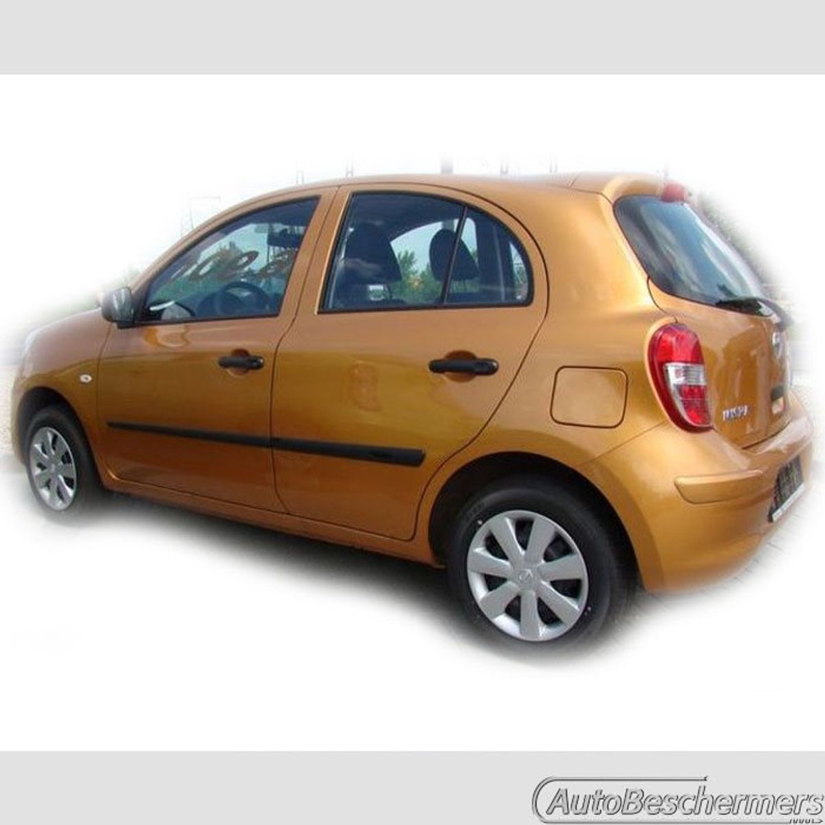 Stootlijsten set zwart voor Nissan Micra 5-deurs 2011-. De stootstrips zijn zelfklevend. Set a 4 stuks (#0014)