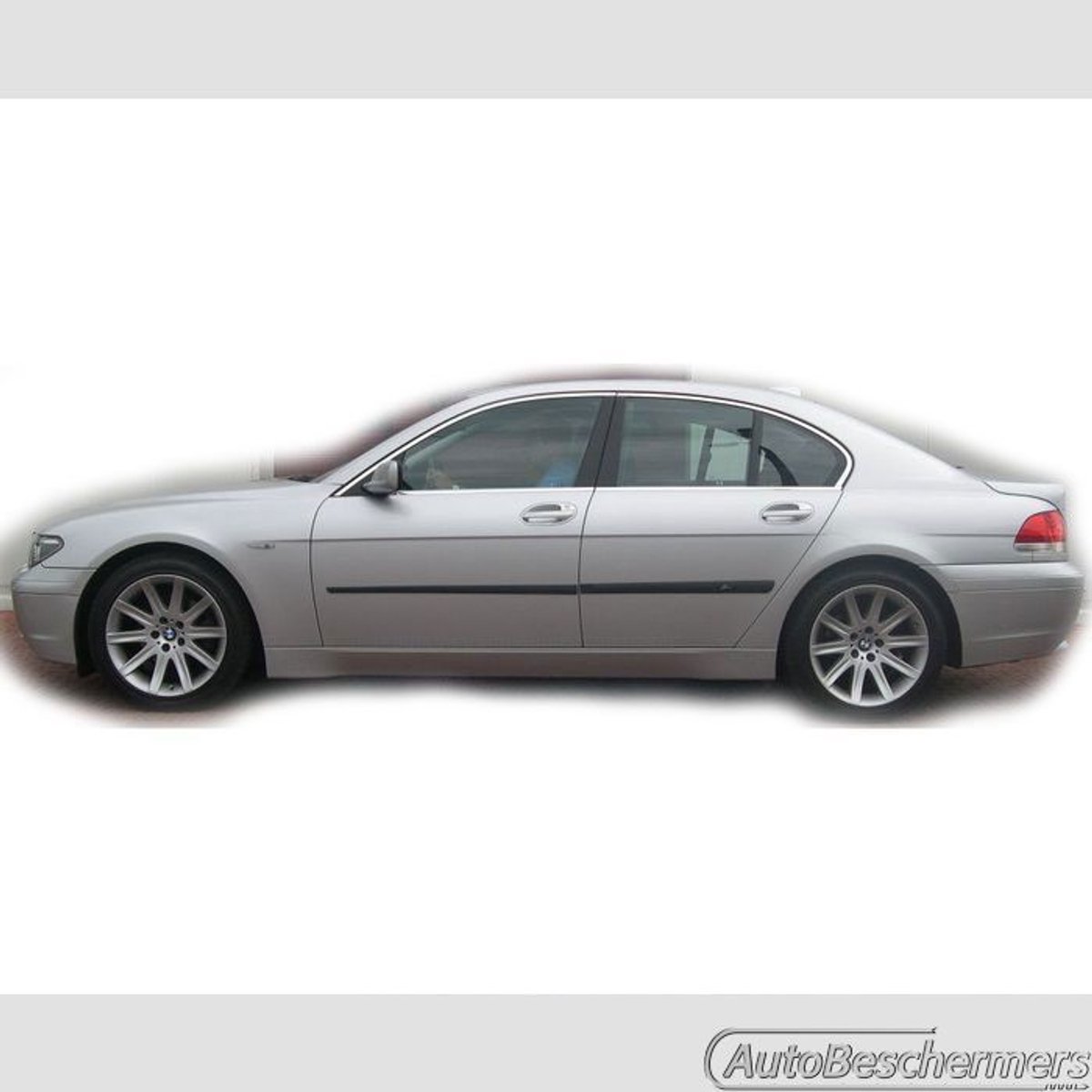 Stootlijsten set zwart voor BMW 7 Sedan Type F01 2006-. De stootstrips zijn zelfklevend. Set a 4 stuks. (#0015)
