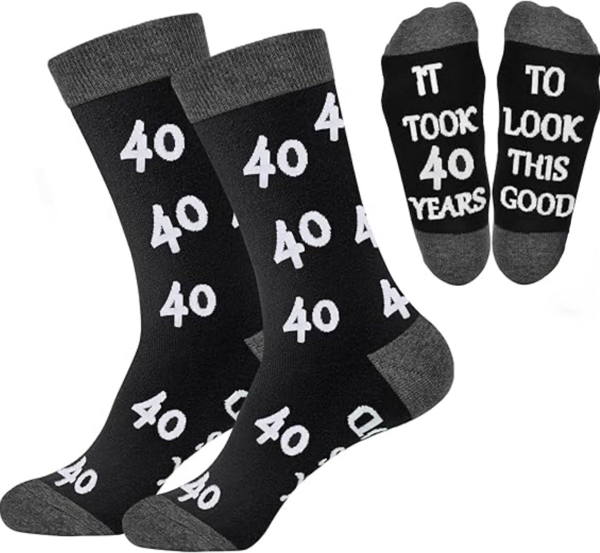SilverAndCoco® - 40 Jaar Sokken / Gekke Vrolijke Foute Kleding / Leuke Grappige Dikke Warme Socks / Verjaardag Geschenk Sok Outfit Katoen / Vrouw Man Sinterklaas Schoen Kerst Cadeau met Tekst - Veertig Versiering Happy Birthday
