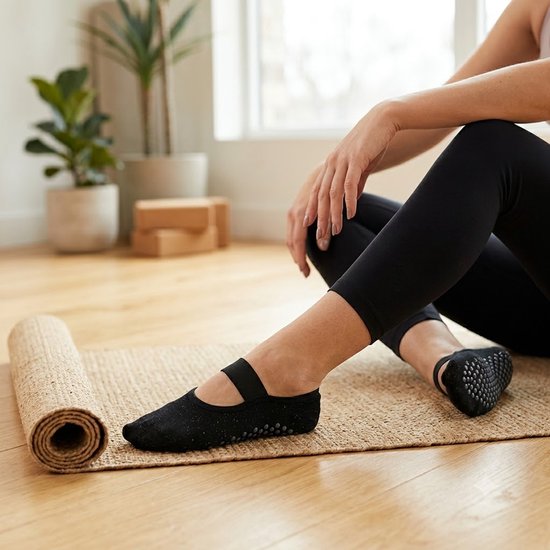 Zwart grijs paars antislip pilates sokken dames 3 paar ademende ballet sokken met kruiselastiek siliconen antislip zool voor yoga pilates barre dans fitness en vloeroefeningen maat 36-40 — afbeelding 4