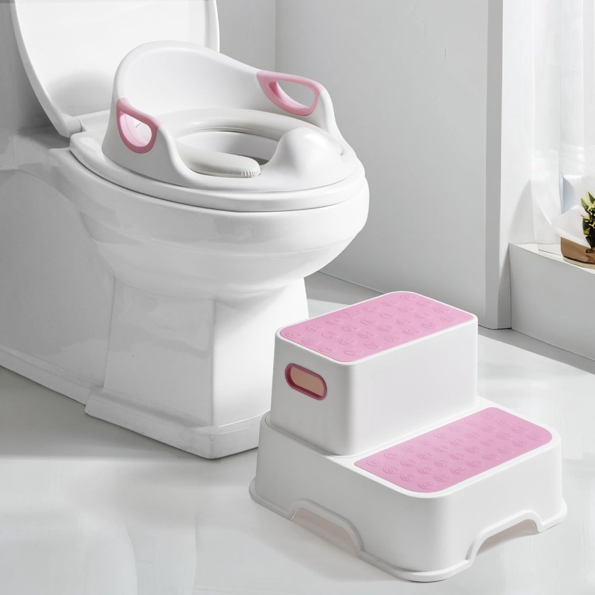 Dailygoods- Toiletverkleiner met 2 standen - Babytoiletverkleiner - Opstapje Kind - Zithoogteverhoger - Inclusief reinigingsborstel - Eenvoudige opslag met haak - Kindertoiletbril
