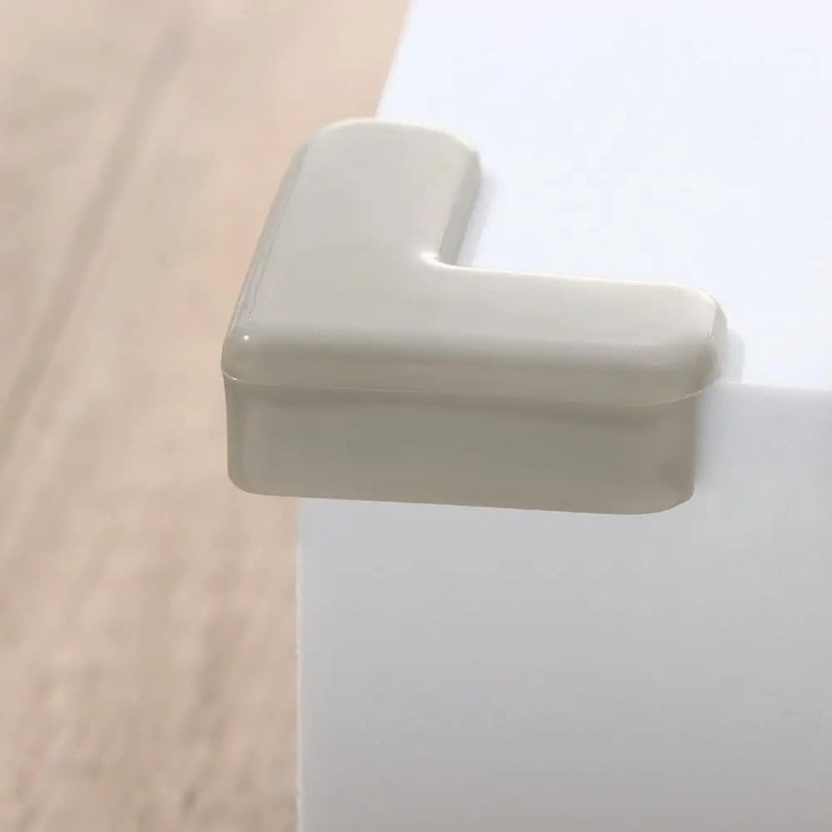Baby Hoekbeschermers - Tafelrand bescherming - Kinderen beschermen - Zachte demping - 4x4x14cm - Wit