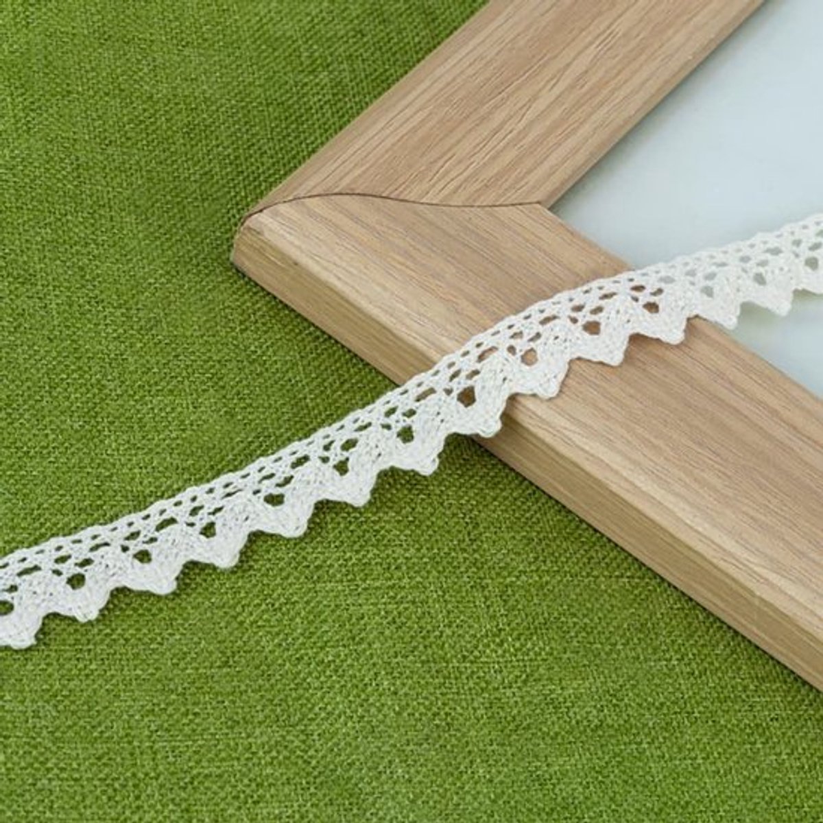 Dailygoody - Vintage Kant Lint met Rand - Beige Katoen Decoratie Ribbon 1.5cm x 10m