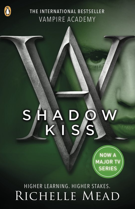 Vampire Academy Shadow Kiss - cover