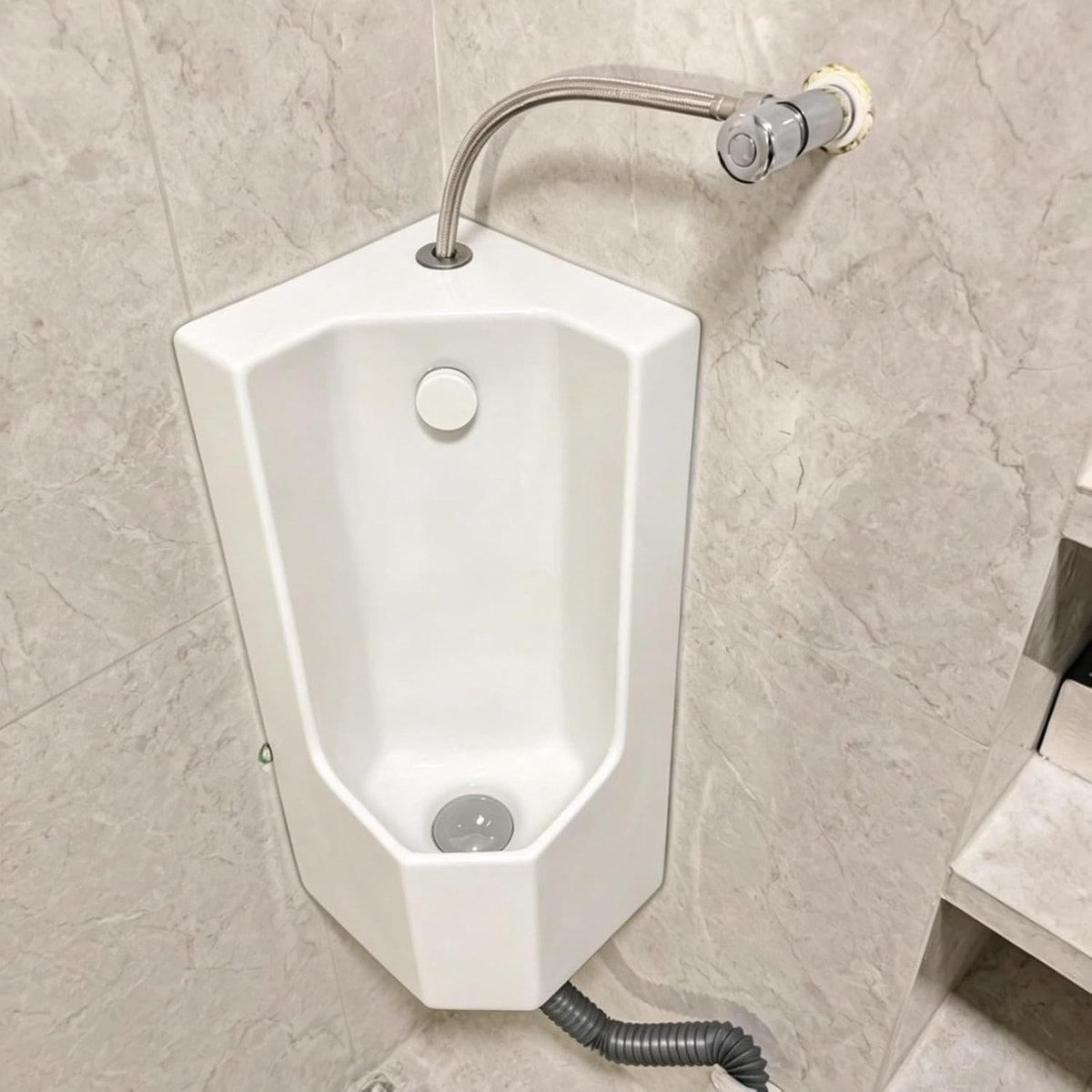 Wandurinoir - Toilet voor mannen - Ruimtebesparend in toilet - Keramiek met glazuur - 60 cm breed - Wit