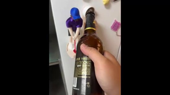 Namajunas - Golf flesopener spel - Bieropener met doppenvanger en zwenkmechanisme - Baraccessoires - Cadeau voor golfliefhebber, papa, mannen, feest & kamperen - Frisdrank- en bierflesdopwerper