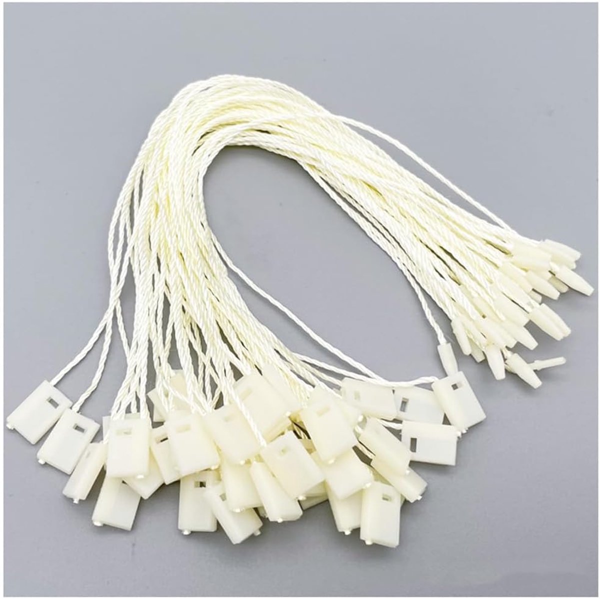 SnelShoppen - 990 Stuks Handlabels met Nylon Koord en Drukknop, Veiligheidsdraad voor het Bevestigen van Prijslabels en Kledinglabels, 17cm Touwtags v