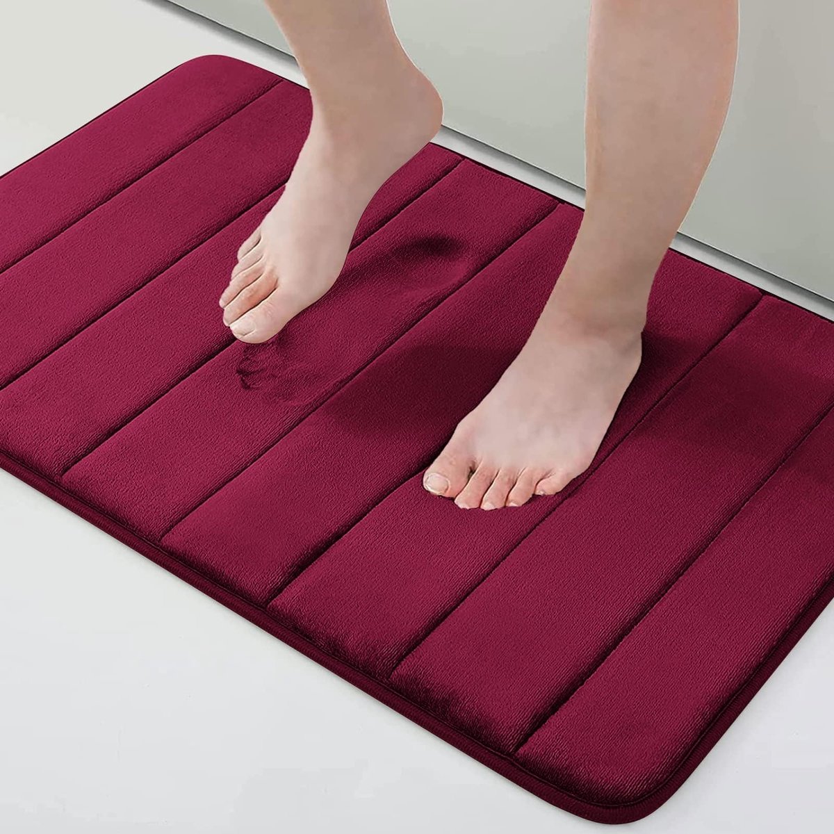 Omgoods - Memory Foam Badmat, Absorberend en Antislip, 51 x 81 cm, Wijnrood