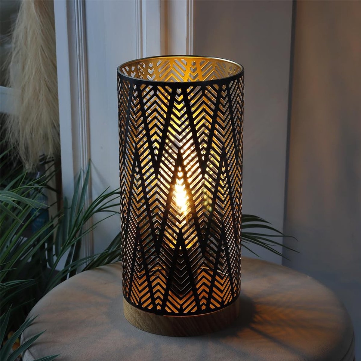 Omgoods - Draadloze Tafel Lamp met Timer en Houten Basis 28.5 cm