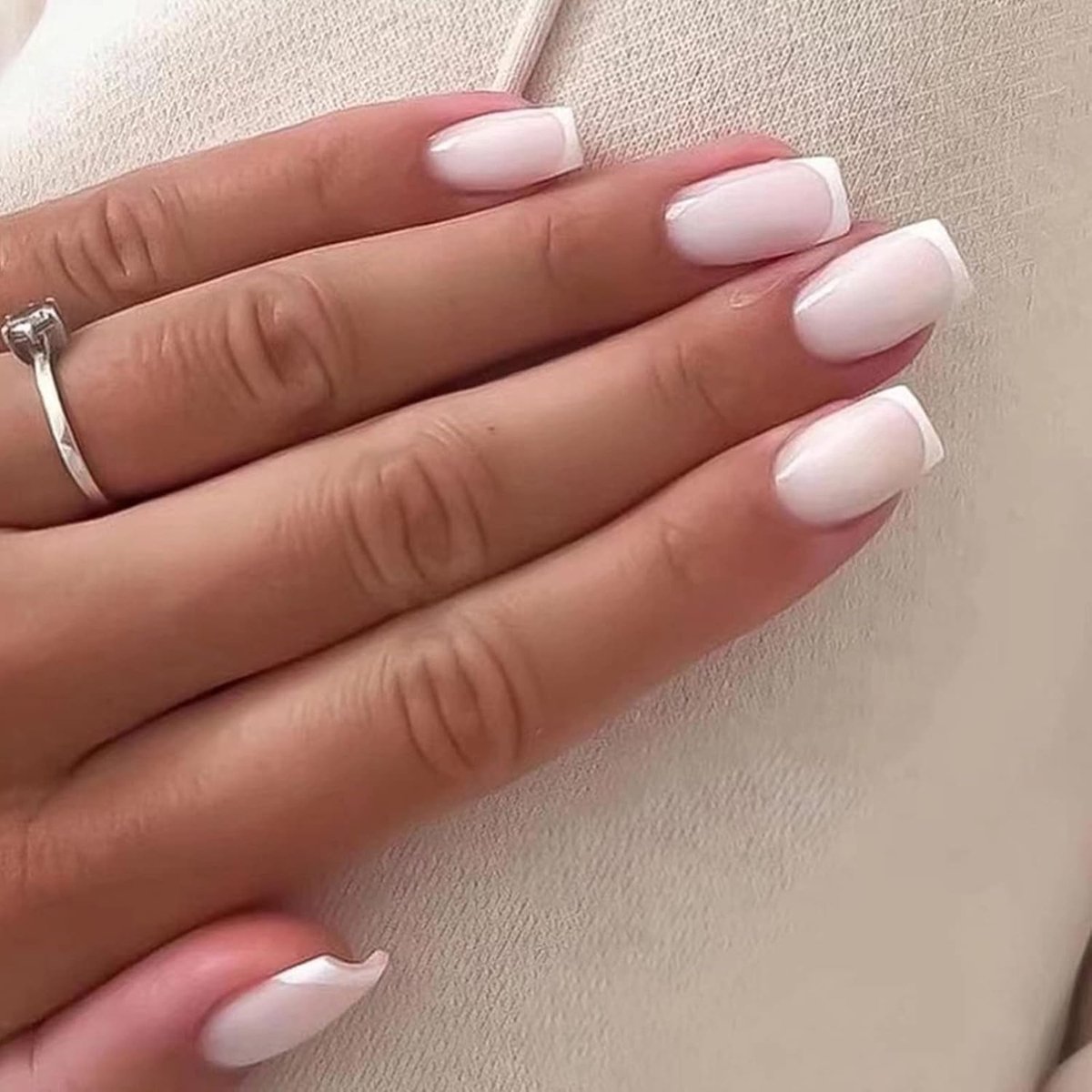 Nagels om op te plakken, kort, vierkant, 24 stuks, wit, nude, Franse kunstnagels met nagellijm, stickers, acryl vingernagels, valse nagels voor vrouwen