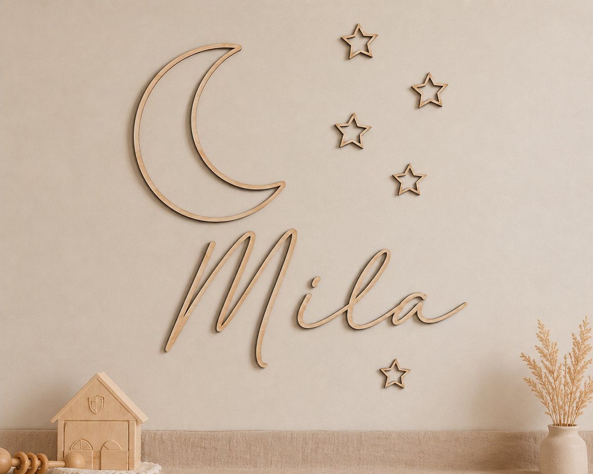 Gepersonaliseerde Houten Naamdecoratie met Maan & Sterren – 50 x 25 cm – Wanddecoratie Babykamer & Kinderkamer – 5 mm Hout – Uniek Kraamcadeau