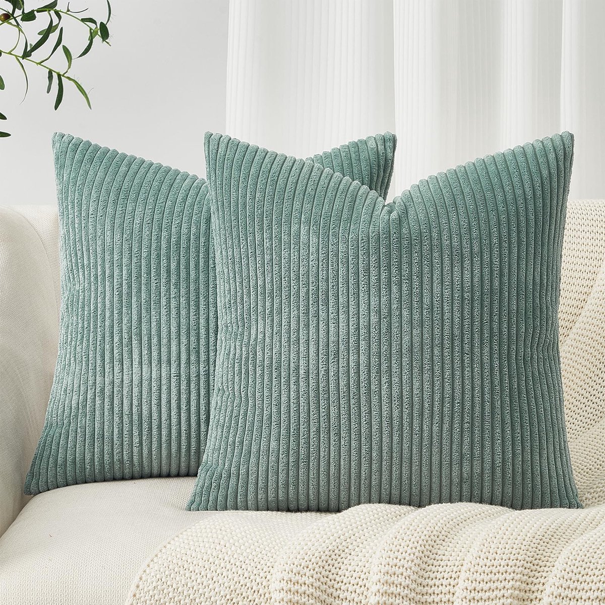 Omgoods - Set van 2 Corduroy Kussenhoezen 40x40 cm Lichtgroen